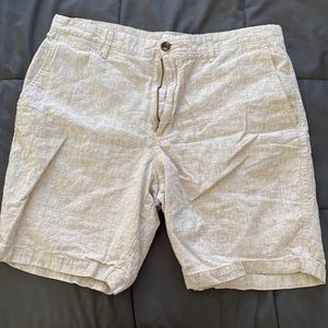 Tan shorts | Goodfellow & Co | Size 34 or Medium